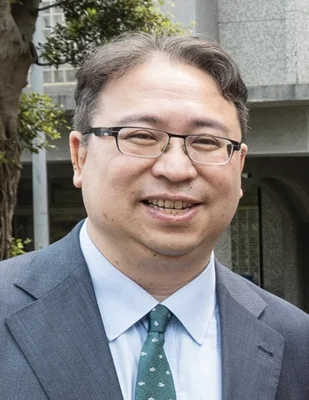 黃世杰 照片