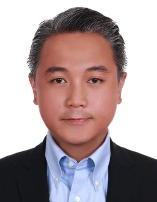 簡志偉 照片